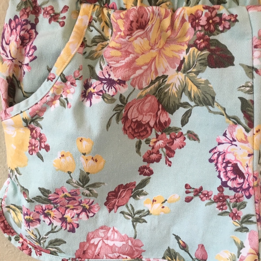 Honey Punch Floral Denim Shorts - Picture 3 of 6